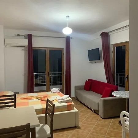 Erjani Hotel *