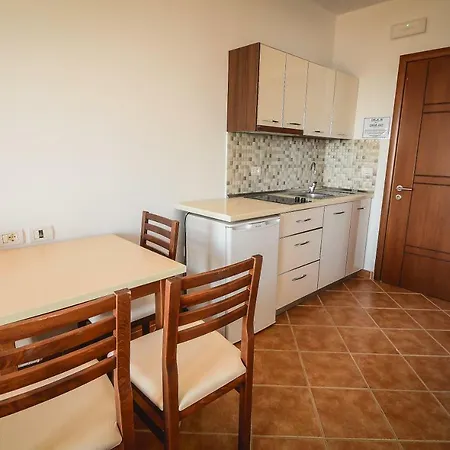 Hotel Erjani Velipoje